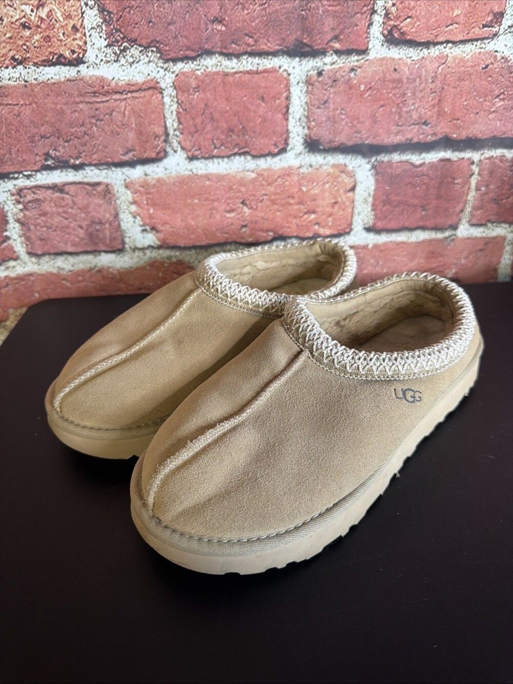 UGG Tasman Slipper Women 8 Beige Suede Shearling Slip On 5955 Cozy Loungewear